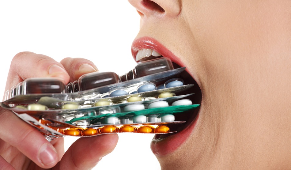Когда и при каких стоматологических процедурах назначаются профилактические антибиотики?